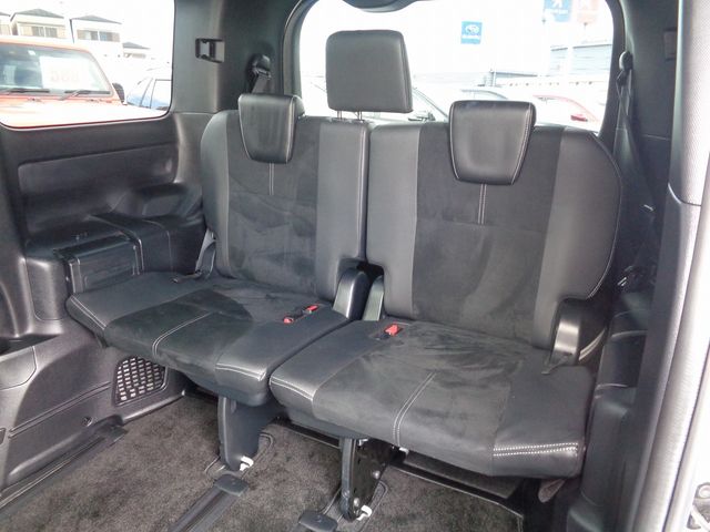Toyota VOXY 2017-12 19752-6