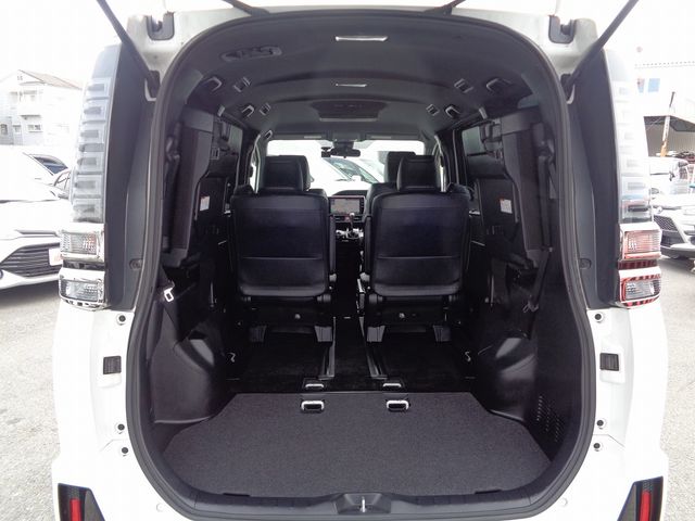 Toyota VOXY 2017-12 19752-8