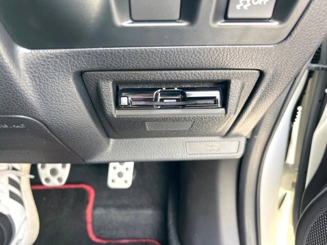 Subaru WRX STI 2017-11 182312-9