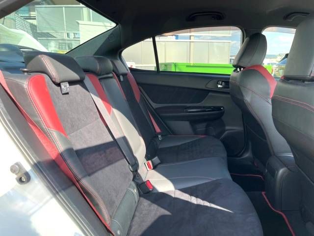 Subaru WRX STI 2017-11 182312-11