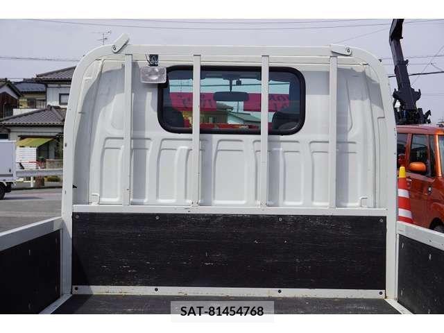 Mazda TITAN 2013-05 228659-18