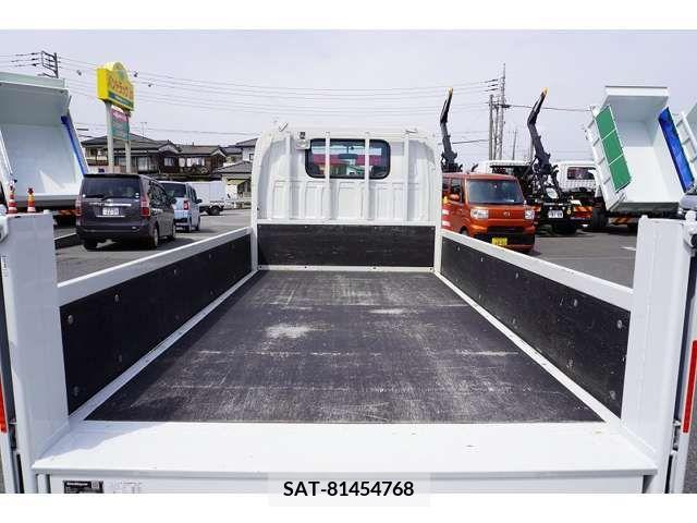 Mazda TITAN 2013-05 228659-17
