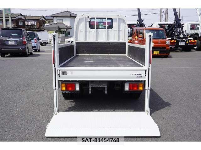 Mazda TITAN 2013-05 228659-16