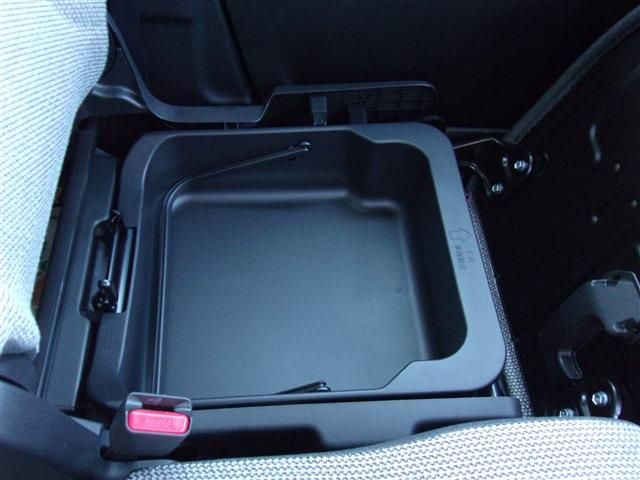 Suzuki WAGON R 2021-08 185682-22