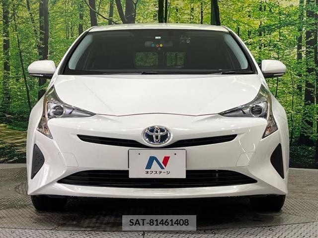 Toyota PRIUS 2018-05 322322-14