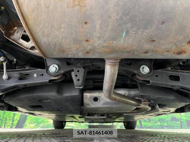 Toyota PRIUS 2018-05 322322-19
