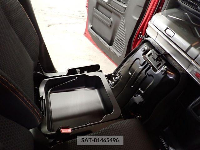 Suzuki SPACIA 2019-02 381117-26