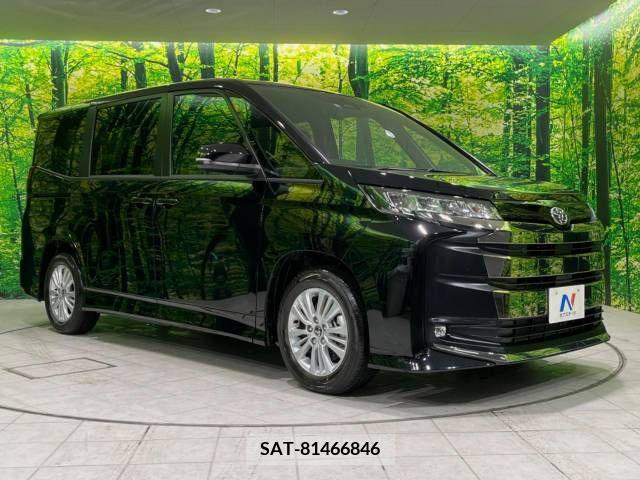 Toyota NOAH 2023-06 217403-16