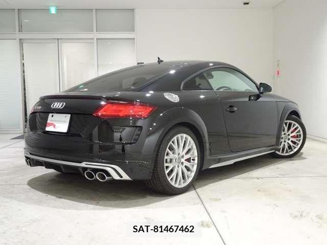 Audi TTS 2021-07 213526-1