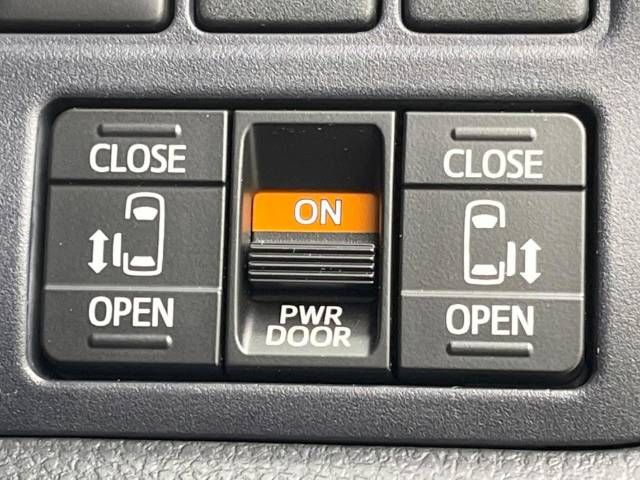 Toyota VOXY 2017-02 191732-5