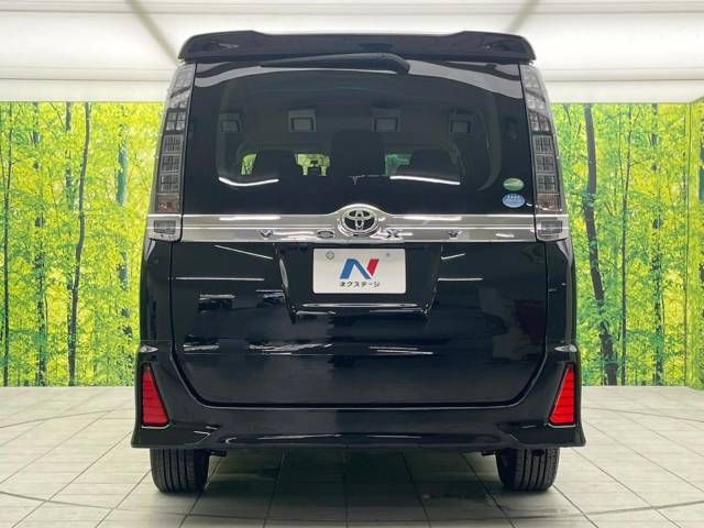 Toyota VOXY 2017-02 191732-16