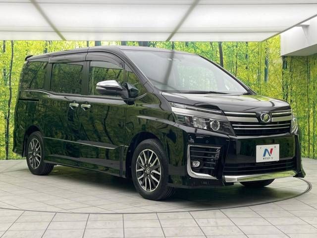 Toyota VOXY 2017-02 191732-17