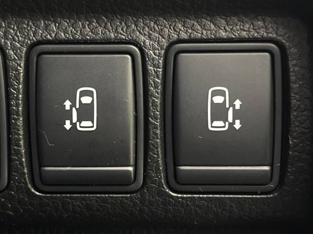 Nissan ELGRAND 2013-09 29120-5