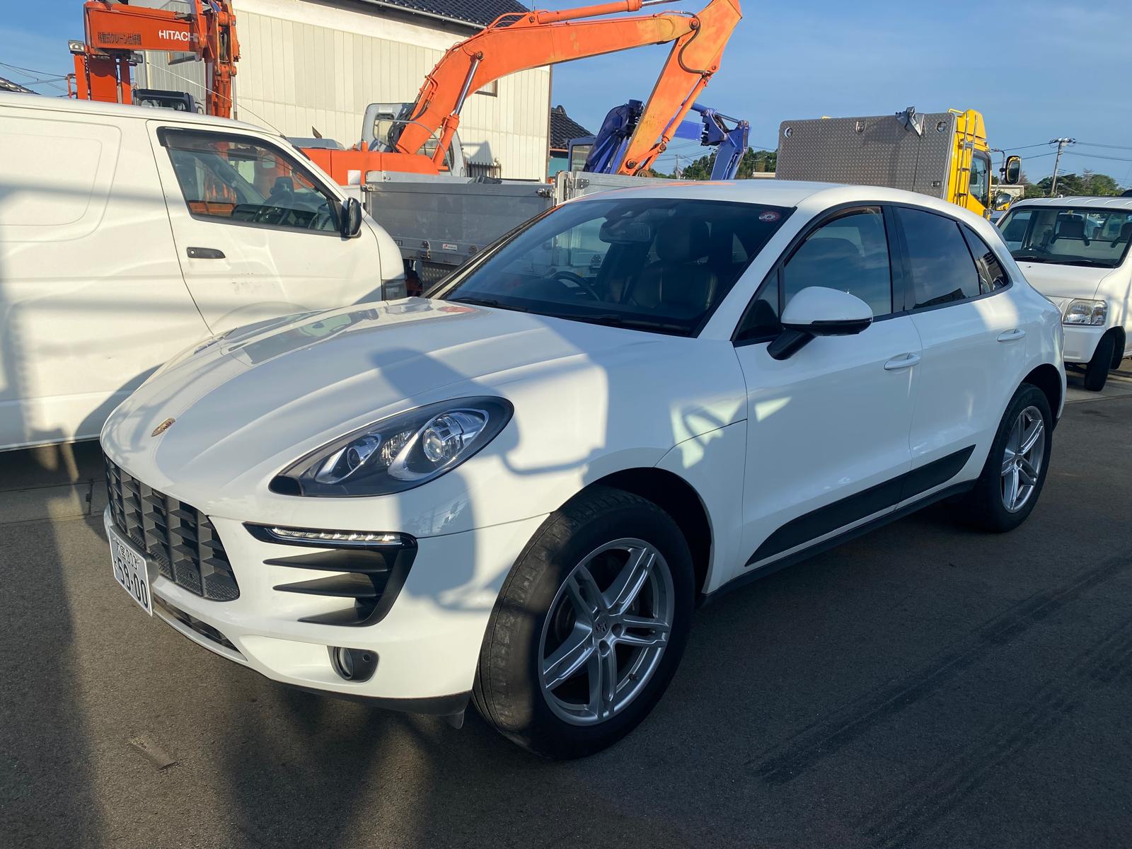 Porsche MACAN 2017-17 258448-0