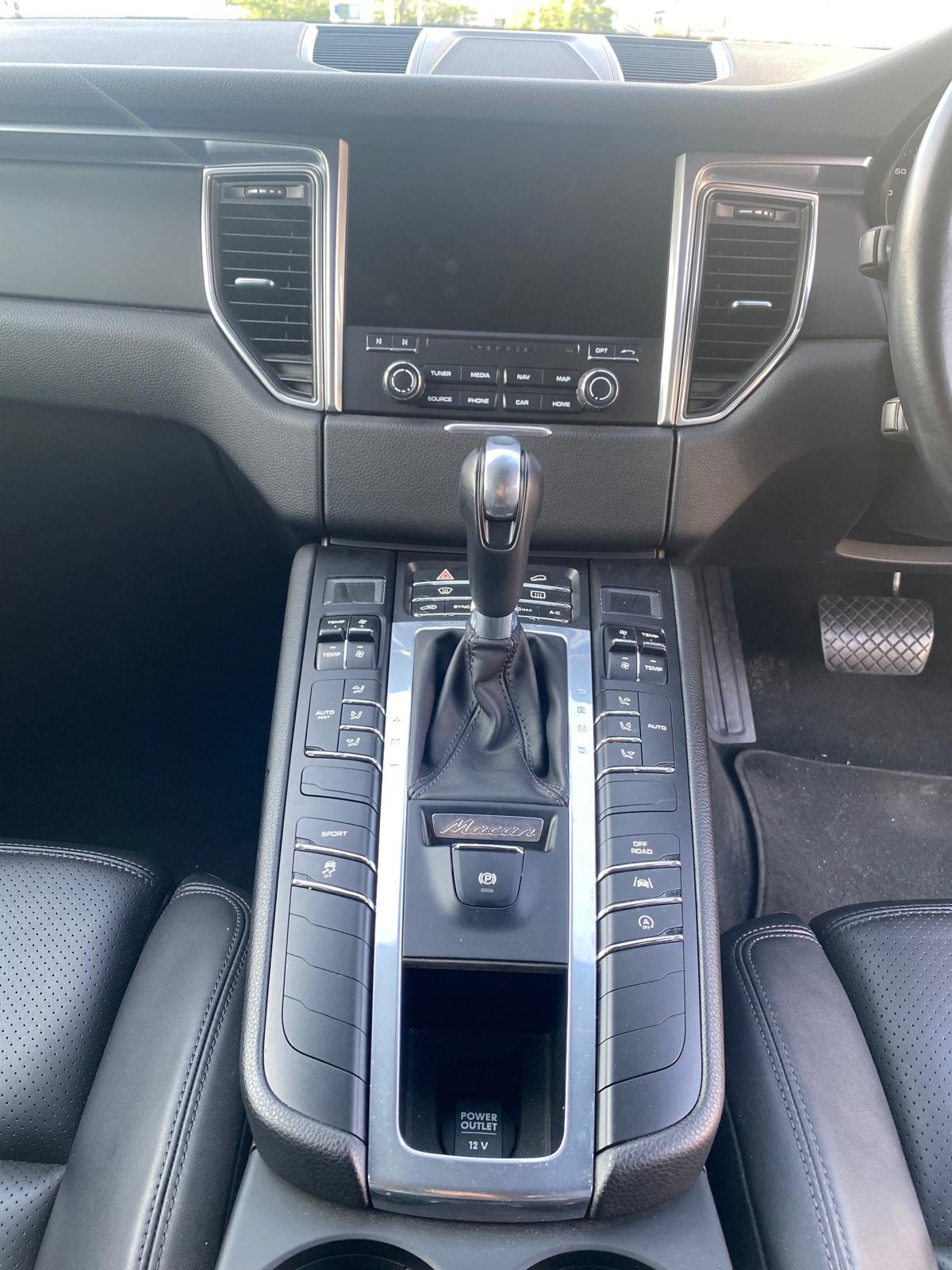 Porsche MACAN 2017-17 258448-9