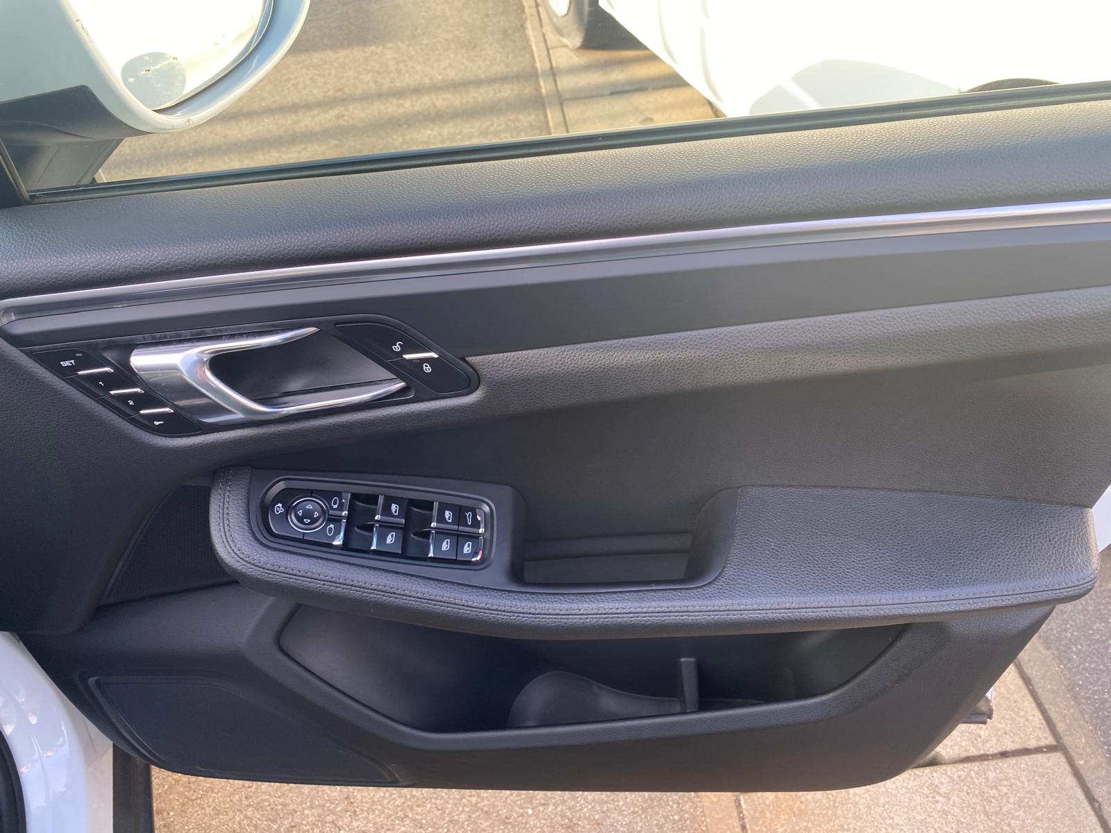 Porsche MACAN 2017-17 258448-12