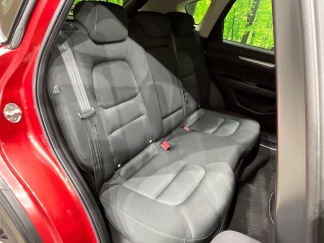 Mazda CX-5 2018-04 182500-9