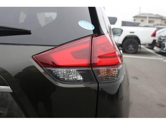 Nissan X-TRAIL 2018-07 180394-6