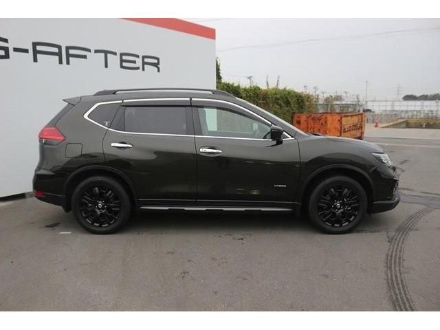Nissan X-TRAIL 2018-07 180394-2