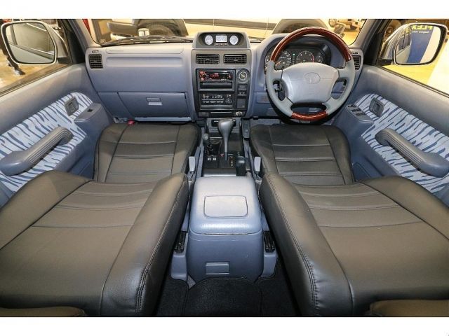Toyota PRADO 1996-01 24562-1