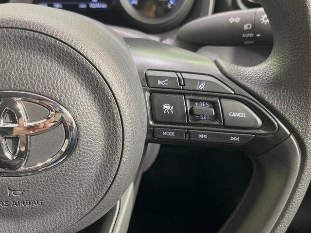 Toyota YARIS CROSS 2023-03 182814-4