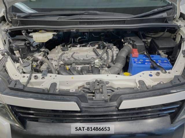 Toyota VOXY 2014-02 330794-18