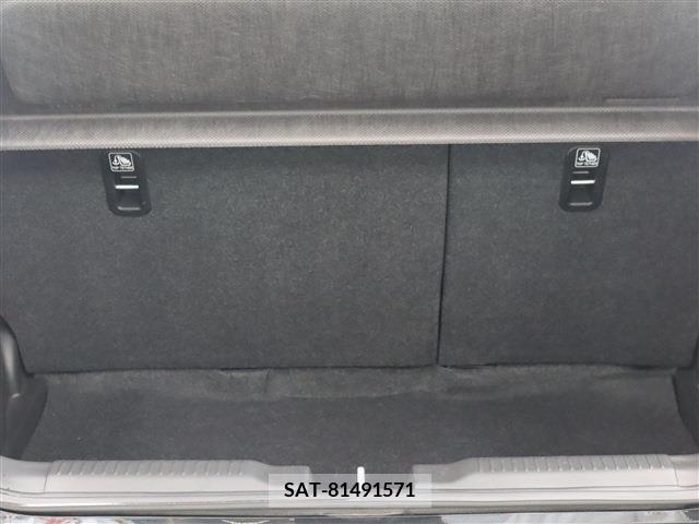 Suzuki SWIFT 2021-04 286810-16