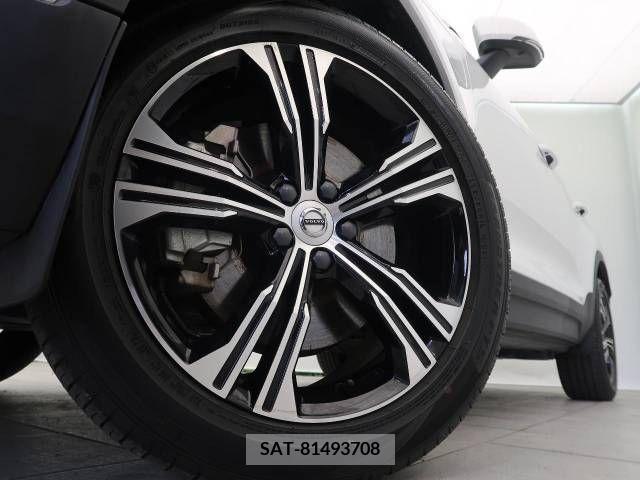 Volvo XC40 2020-11 326427-14