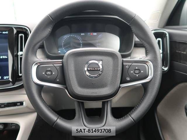 Volvo XC40 2020-11 326427-9