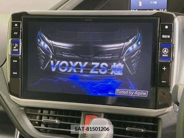 Toyota VOXY 2021-10 289074-3