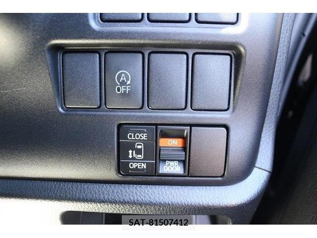 Toyota VOXY 2017-11 211664-4