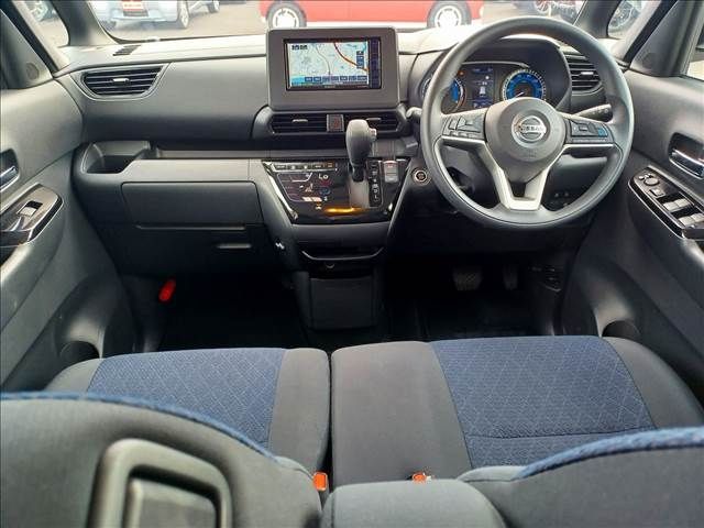 Nissan ROOX 2022-06 21789-1