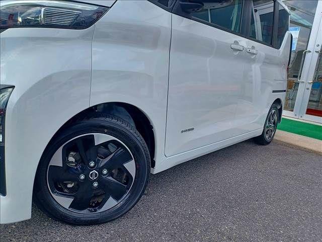 Nissan ROOX 2022-06 21789-18