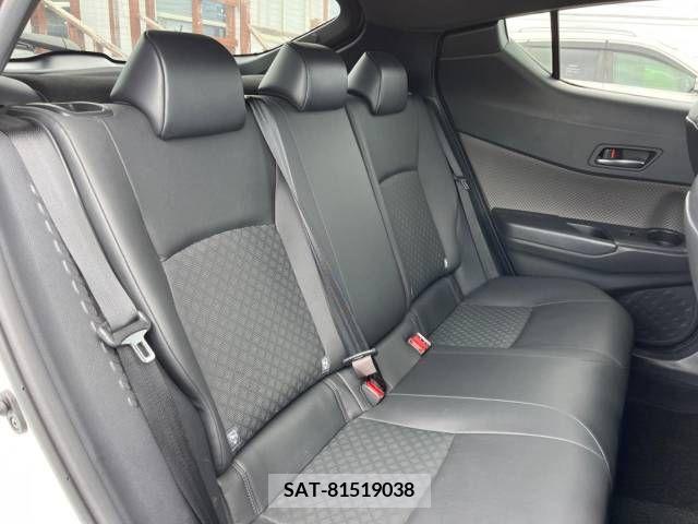 Toyota C-HR 2020-03 357757-12