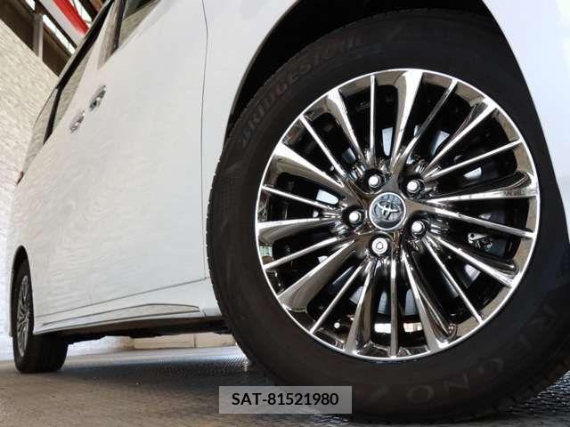Toyota ALPHARD 2018-08 229749-5