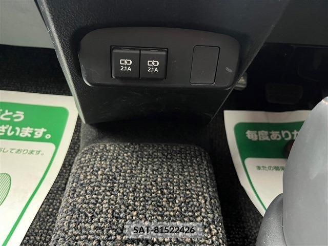 Toyota SIENTA 2018-10 256855-14