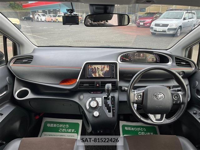 Toyota SIENTA 2018-10 256855-1