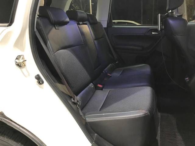 Subaru FORESTER 2017-04 195478-11
