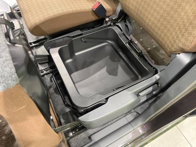 Nissan MOCO 2013-02 27156-3