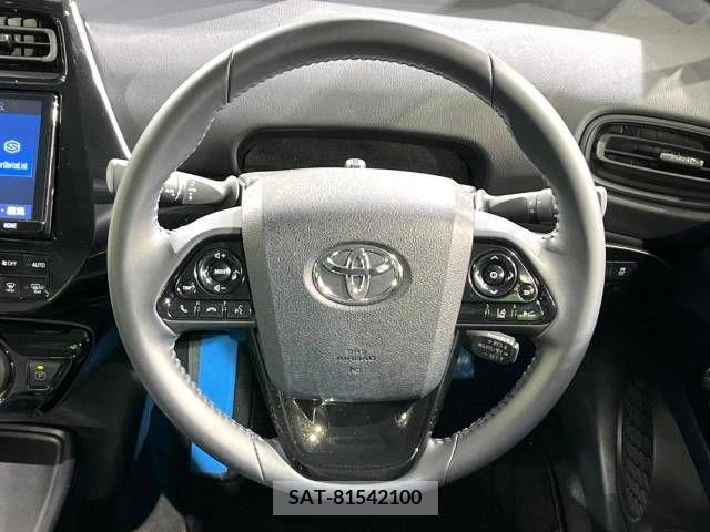 Toyota PRIUS 2021-02 213266-12