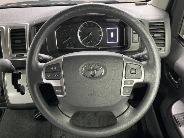 Toyota HIACE WAGON 2022-12 12683-11