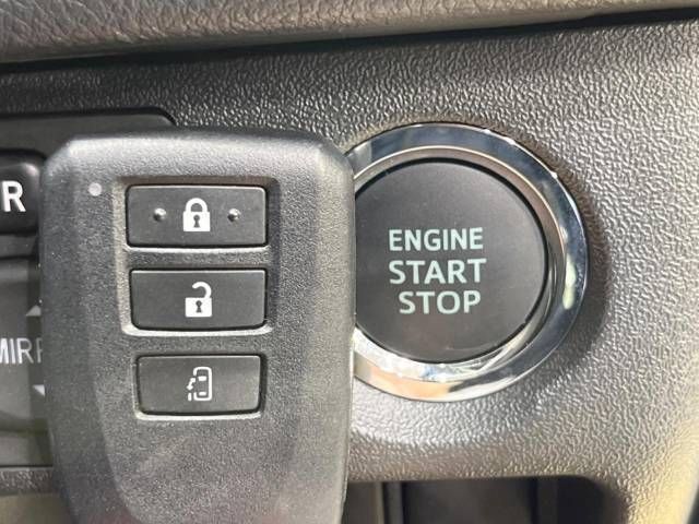 Toyota HIACE WAGON 2022-12 12683-7