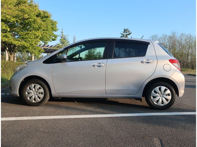 Toyota VITZ 2013-03 189531-15