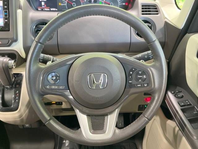 Honda N BOX CUSTOM 2019-01 192917-11
