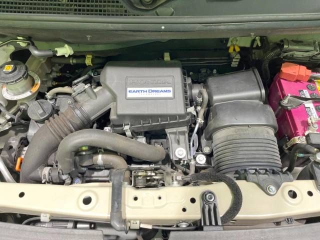 Honda N BOX CUSTOM 2019-01 192917-18