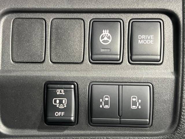 Nissan SERENA 2018-07 11960-6