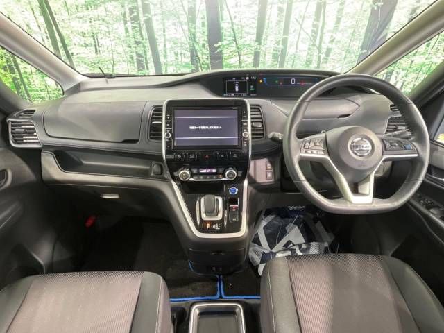Nissan SERENA 2018-07 11960-1