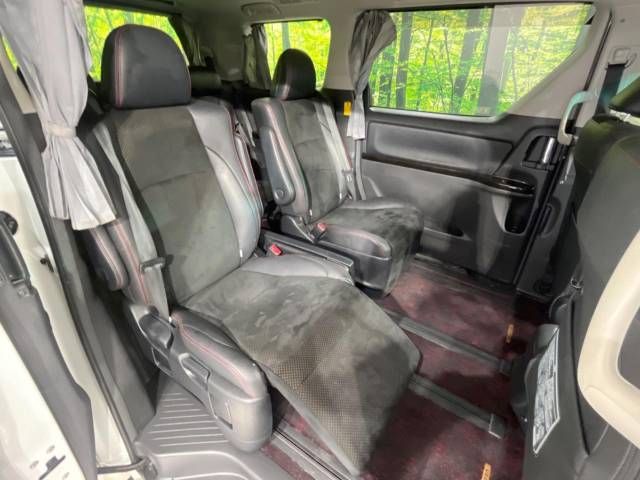 Toyota VELLFIRE 2013-06 4638-9