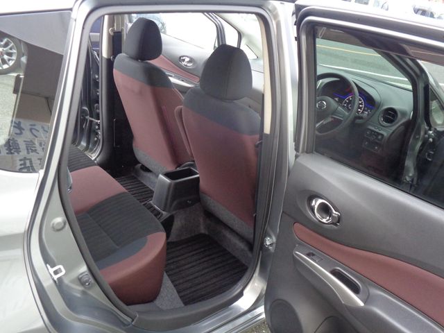 Nissan NOTE 2017-01 17162-8