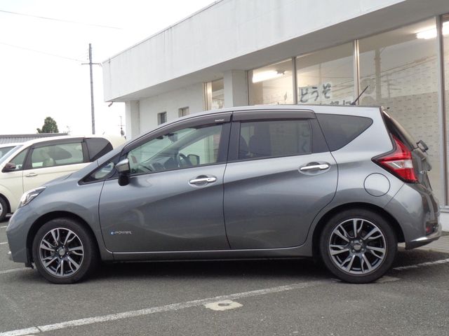 Nissan NOTE 2017-01 17162-24